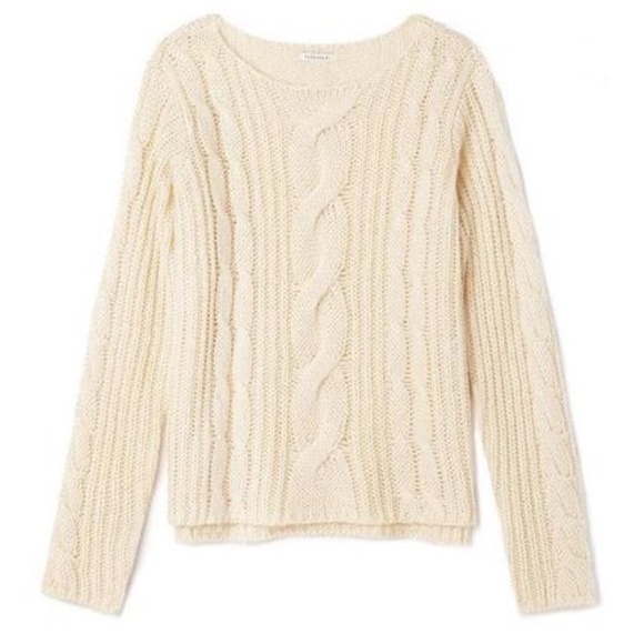 Forever 21 Sweaters - Forever 21 Cable Knit Sweater